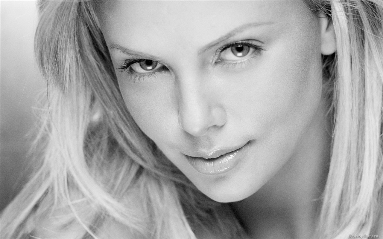 Charlize Theron #028 - 1280x800 Wallpapers Pictures Photos Images