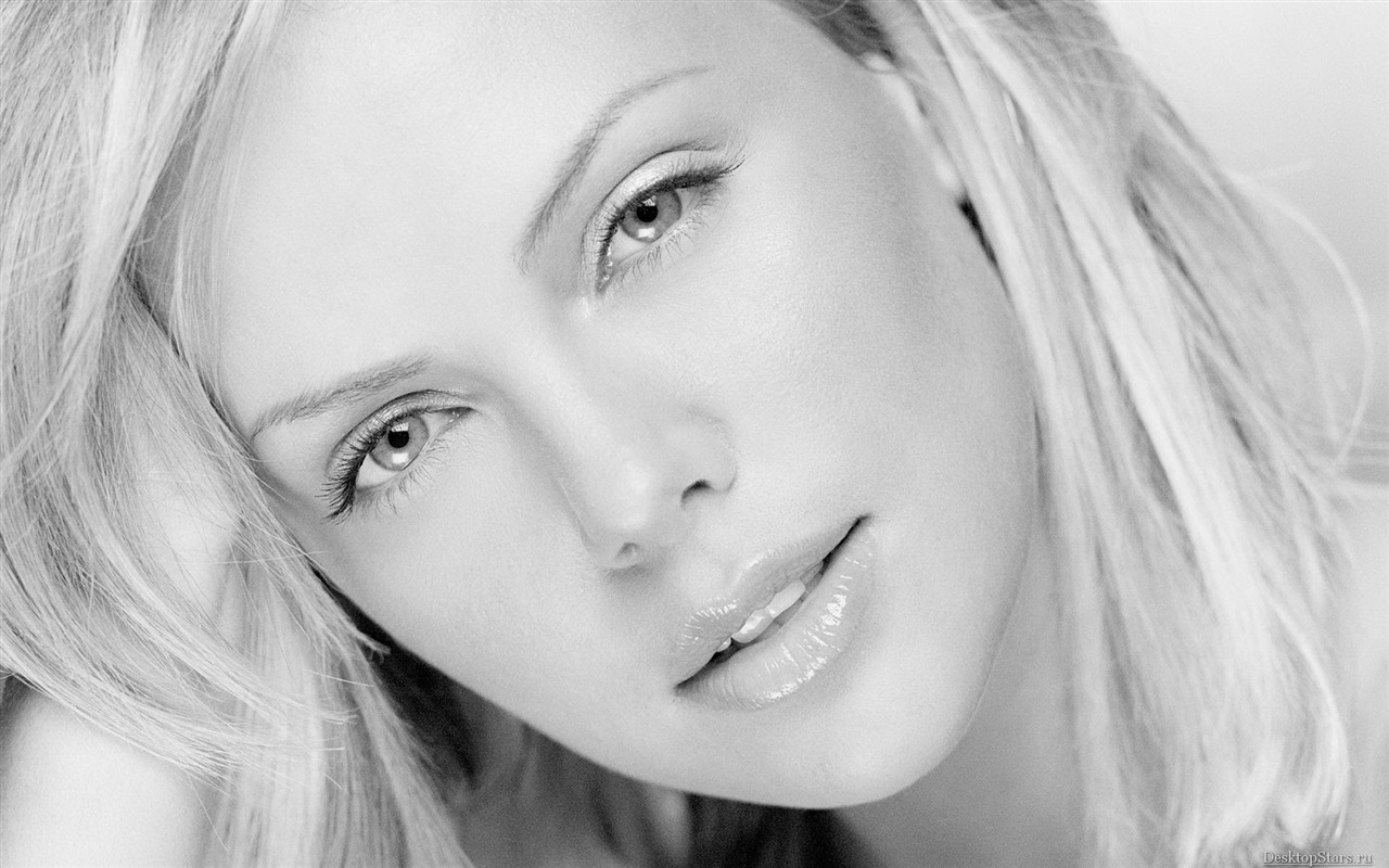 Charlize Theron #032 - 1280x800 Wallpapers Pictures Photos Images
