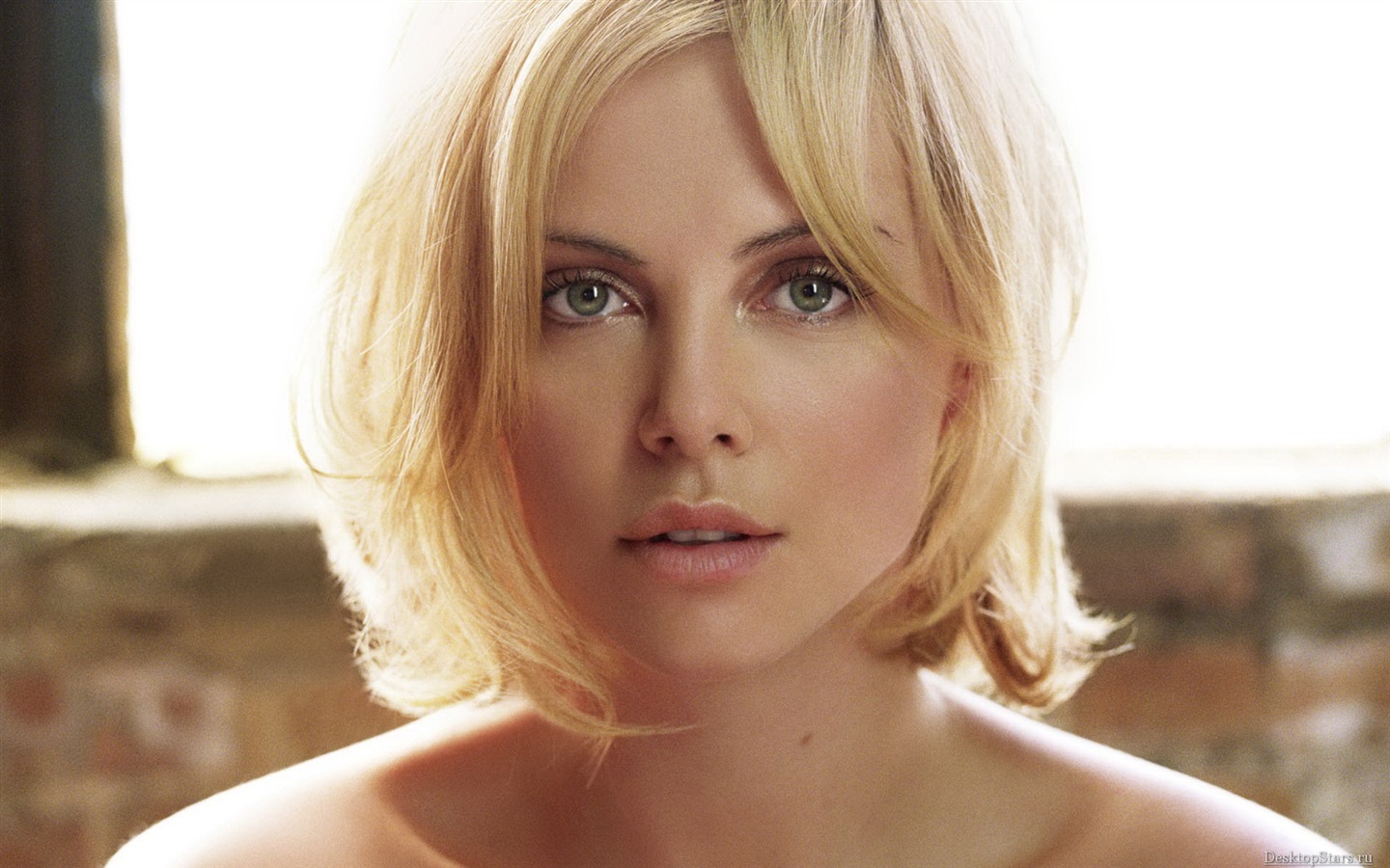 Charlize Theron #043 - 1440x900 Wallpapers Pictures Photos Images