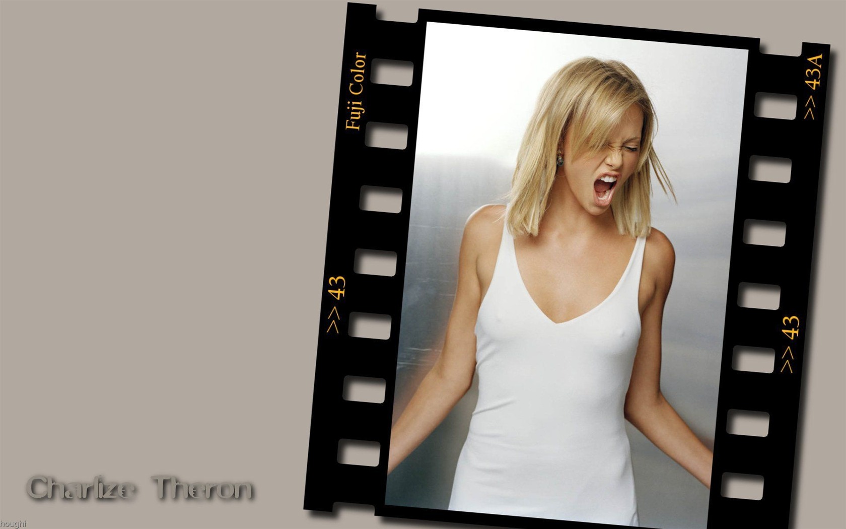 Charlize Theron #082 - 1680x1050 Wallpapers Pictures Photos Images