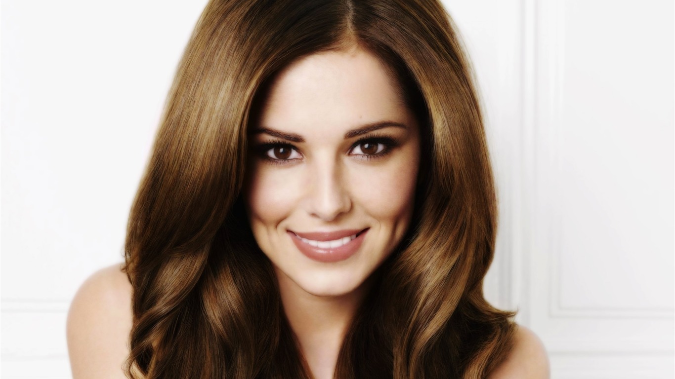 Cheryl Cole #019 - 1366x768 Wallpapers Pictures Photos Images