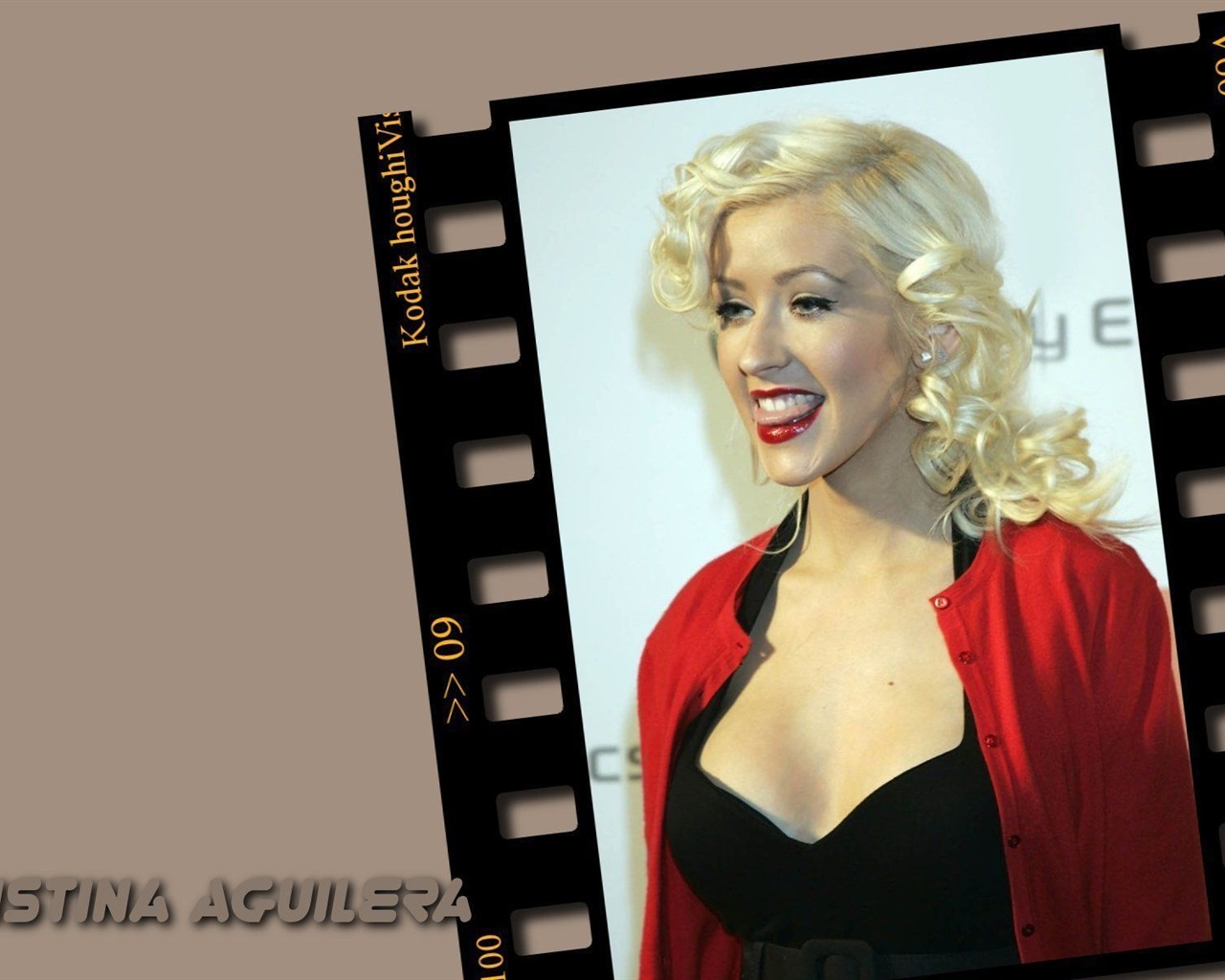 Christina Aguilera #017 - 1280x1024 Wallpapers Pictures Photos Images