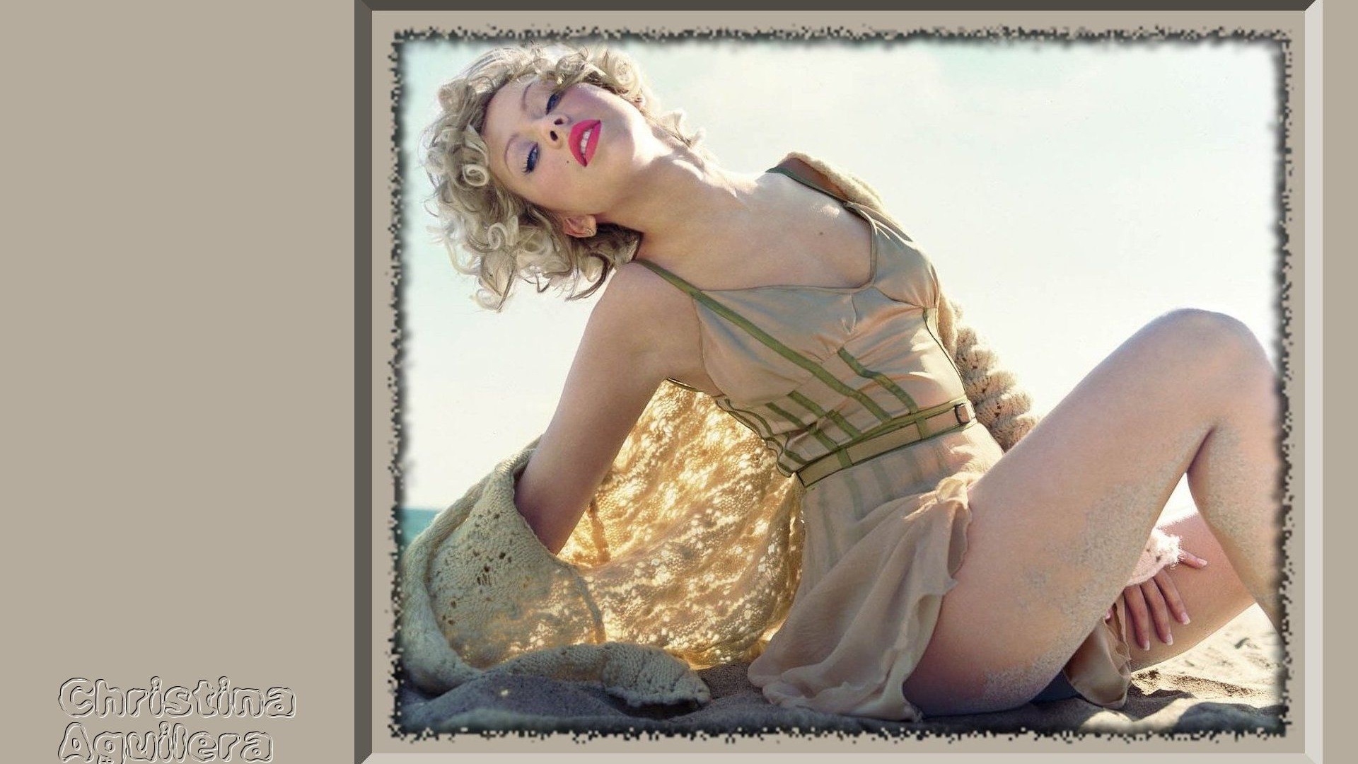 Christina Aguilera #014 - 1920x1080 Wallpapers Pictures Photos Images