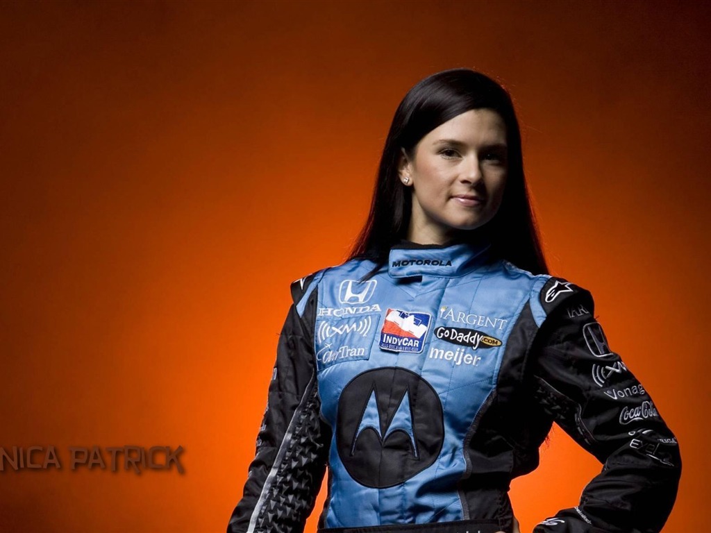 Danica Patrick #006 - 1024x768 Wallpapers Pictures Photos Images