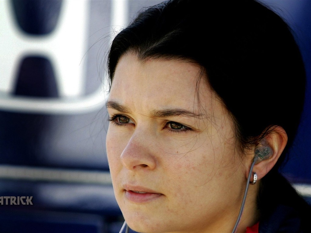 Danica Patrick #007 - 1024x768 Wallpapers Pictures Photos Images
