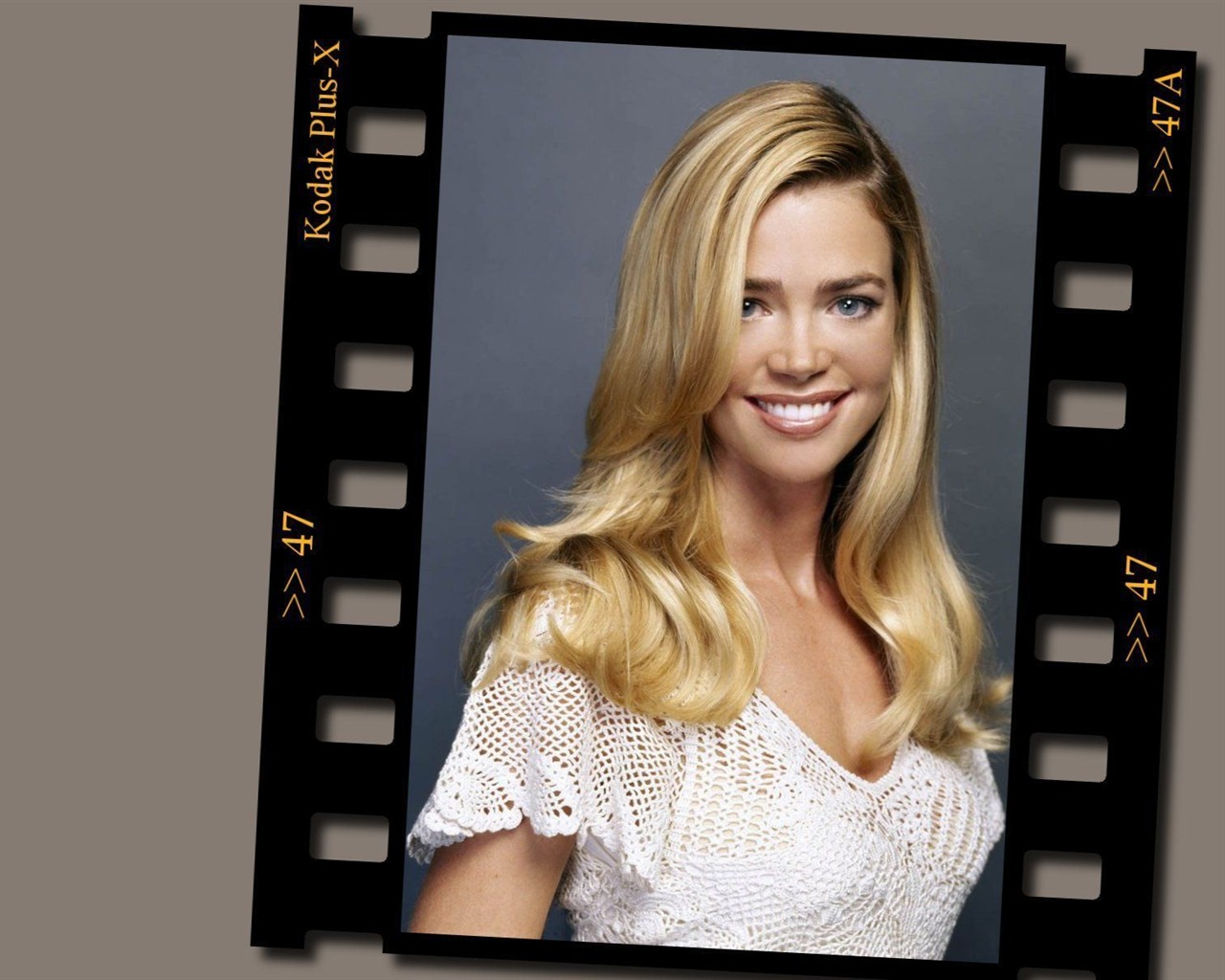 Denise Richards #010 - 1280x1024 Wallpapers Pictures Photos Images