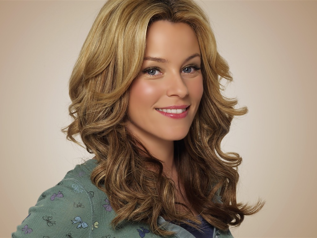 Elizabeth Banks #009 - 1024x768 Wallpapers Pictures Photos Images