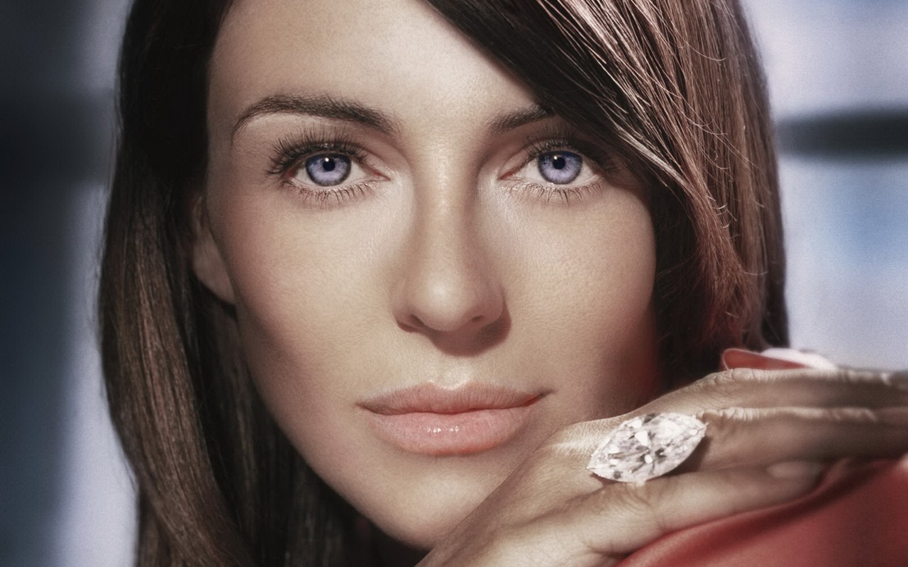 Elizabeth Hurley #022 - 1280x800 Wallpapers Pictures Photos Images