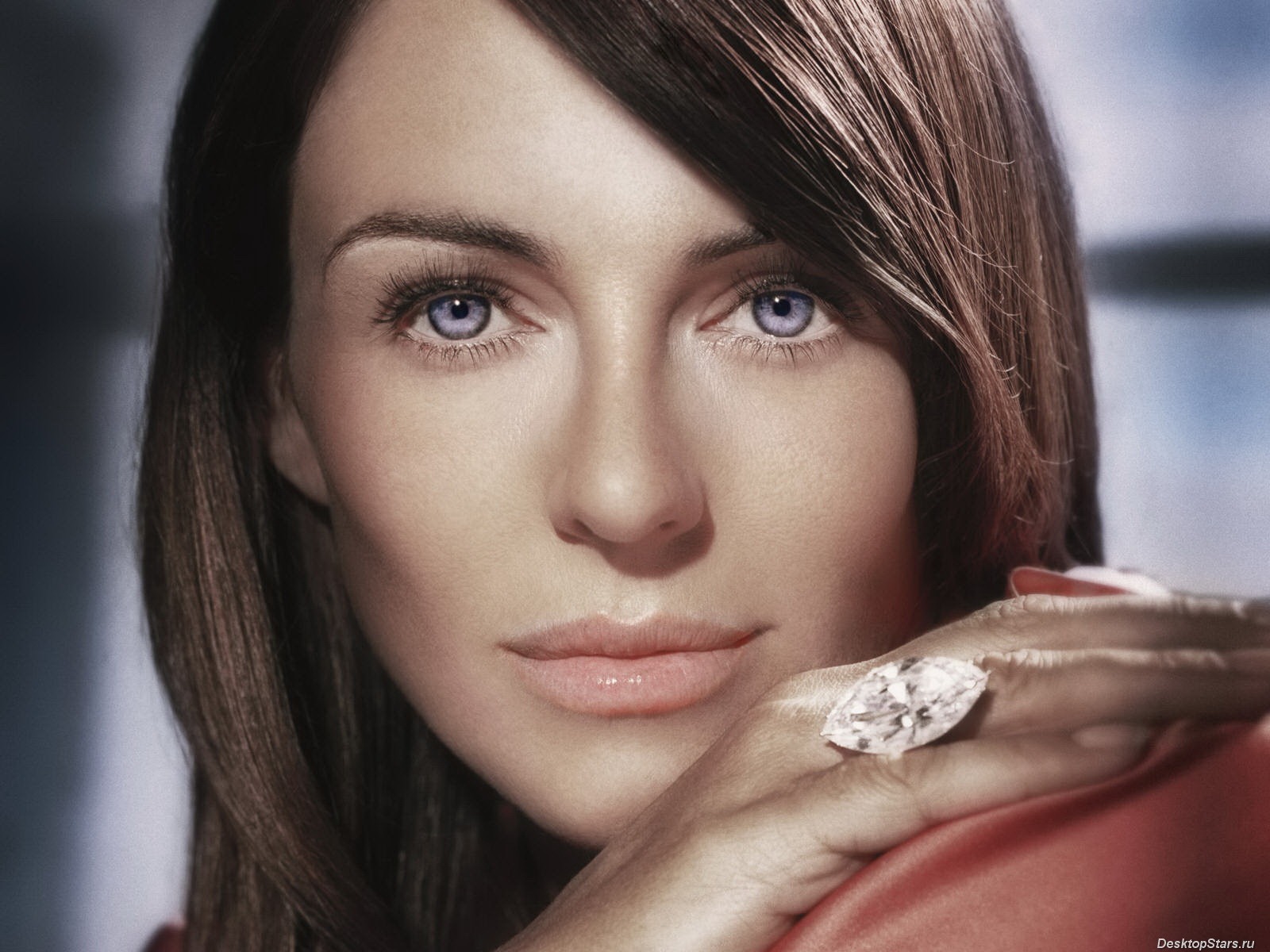 Elizabeth Hurley #022 - 1600x1200 Wallpapers Pictures Photos Images