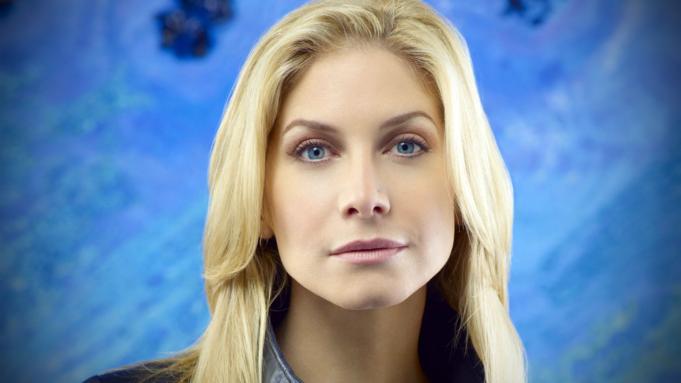 Elizabeth Mitchell #003 - 1366x768 Wallpapers Pictures Photos Images