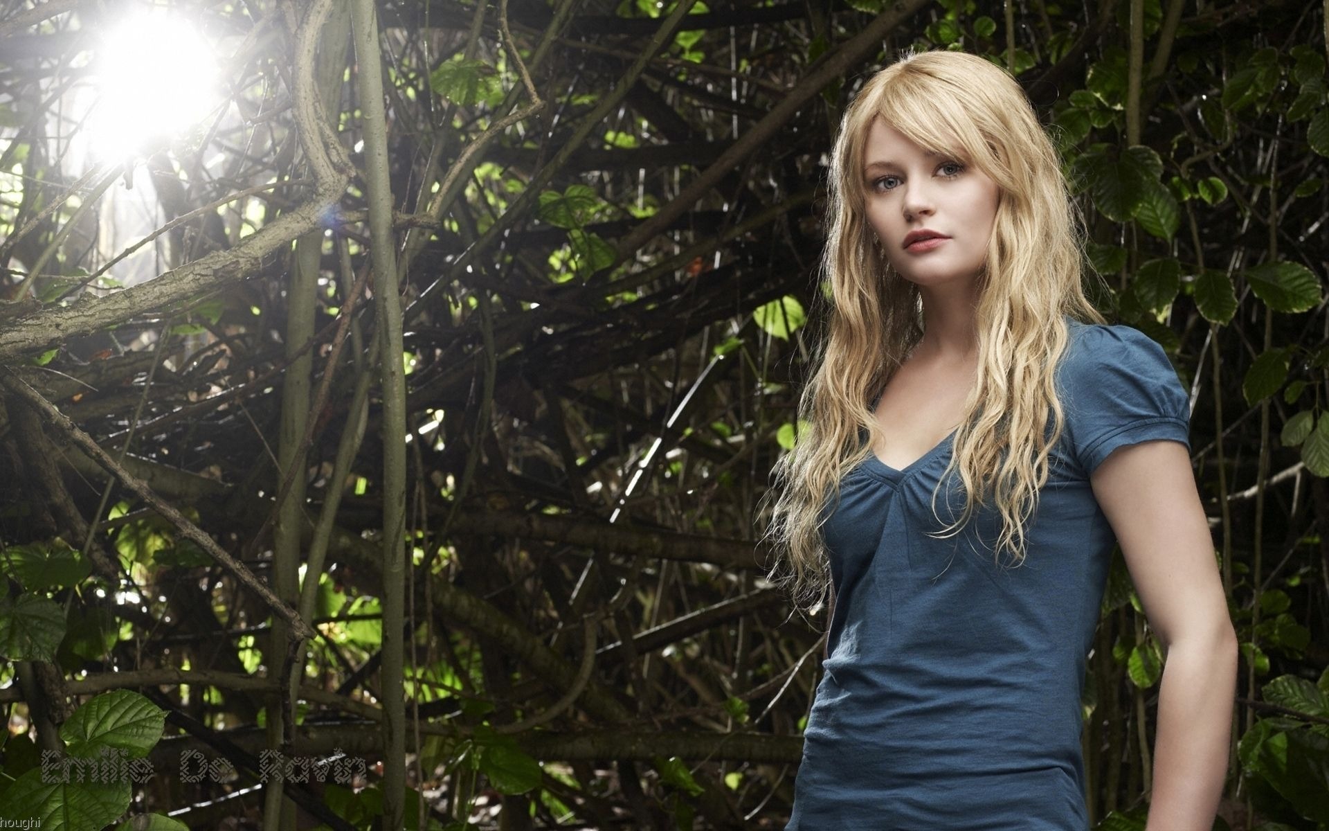 Emilie De Ravin #006 - 1920x1200 Wallpapers Pictures Photos Images