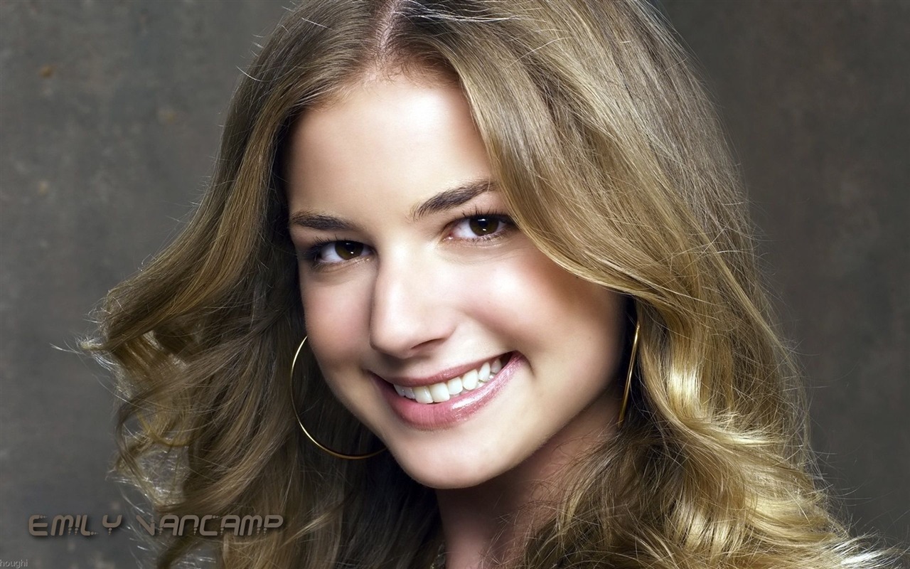 Emily VanCamp #006 - 1280x800 Wallpapers Pictures Photos Images