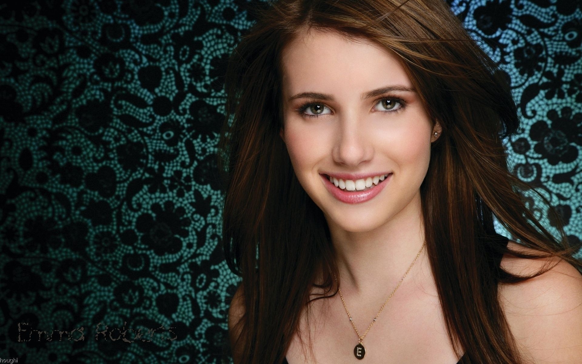 Emma Roberts #007 - 1920x1200 Wallpapers Pictures Photos Images