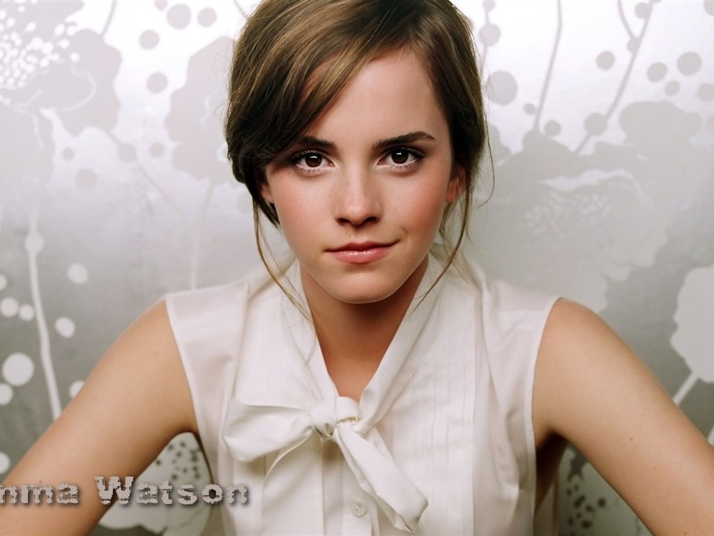 Emma Watson #004 - 1024x768 Wallpapers Pictures Photos Images