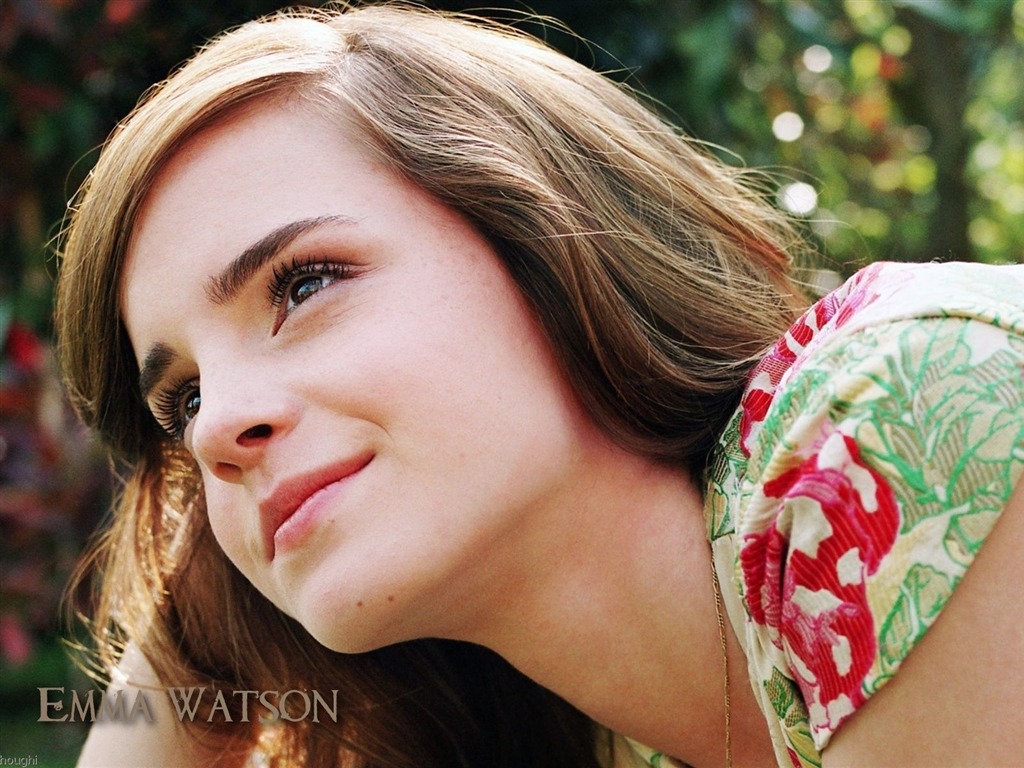 Emma Watson #026 - 1024x768 Wallpapers Pictures Photos Images