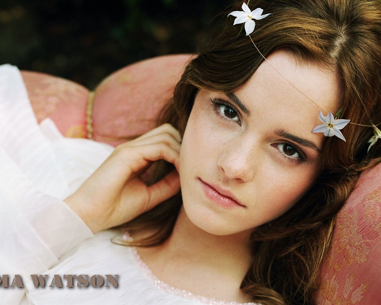Emma Watson #027 - 1280x1024 Wallpapers Pictures Photos Images
