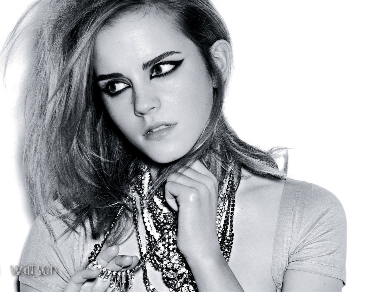 Emma Watson #032 - 1280x1024 Wallpapers Pictures Photos Images