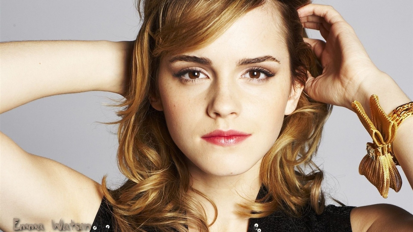 Emma Watson #013 - 1366x768 Wallpapers Pictures Photos Images
