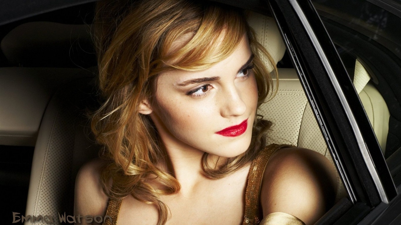 Emma Watson #020 - 1366x768 Wallpapers Pictures Photos Images