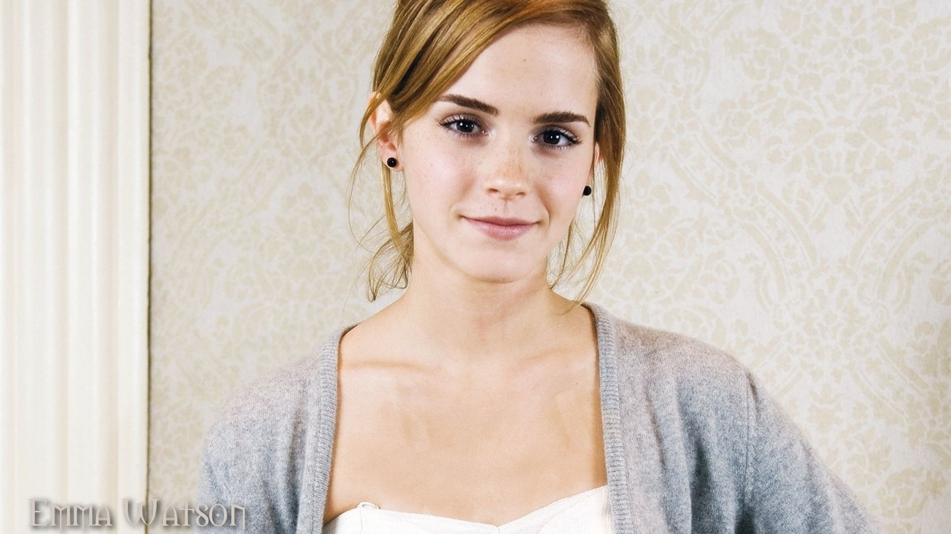 Emma Watson #033 - 1366x768 Wallpapers Pictures Photos Images