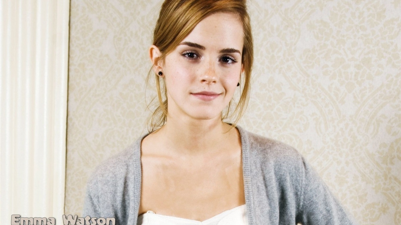 Emma Watson #034 - 1366x768 Wallpapers Pictures Photos Images