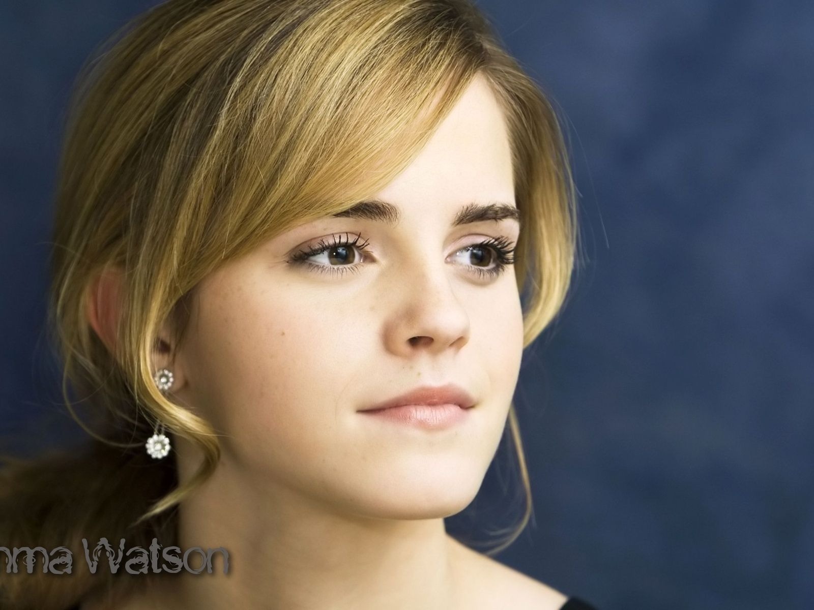 Emma Watson #007 - 1600x1200 Wallpapers Pictures Photos Images