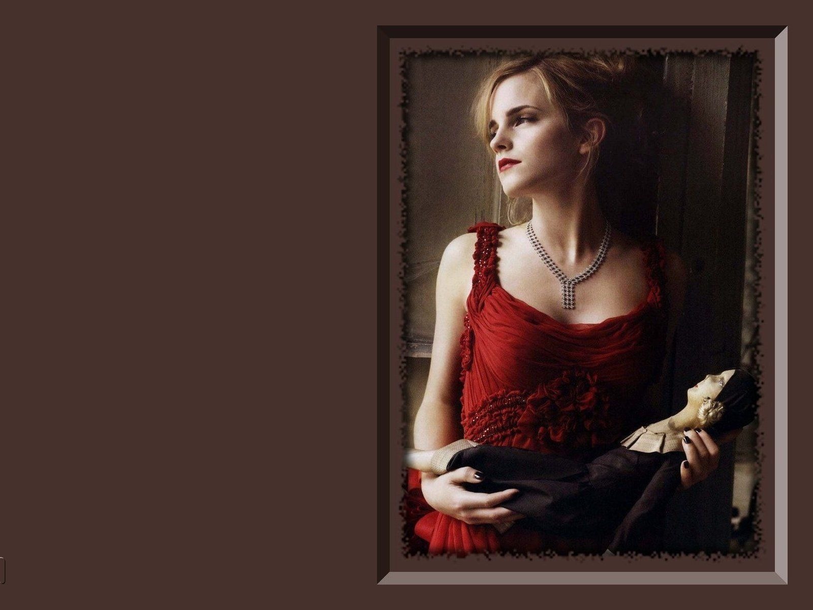 Emma Watson #009 - 1600x1200 Wallpapers Pictures Photos Images