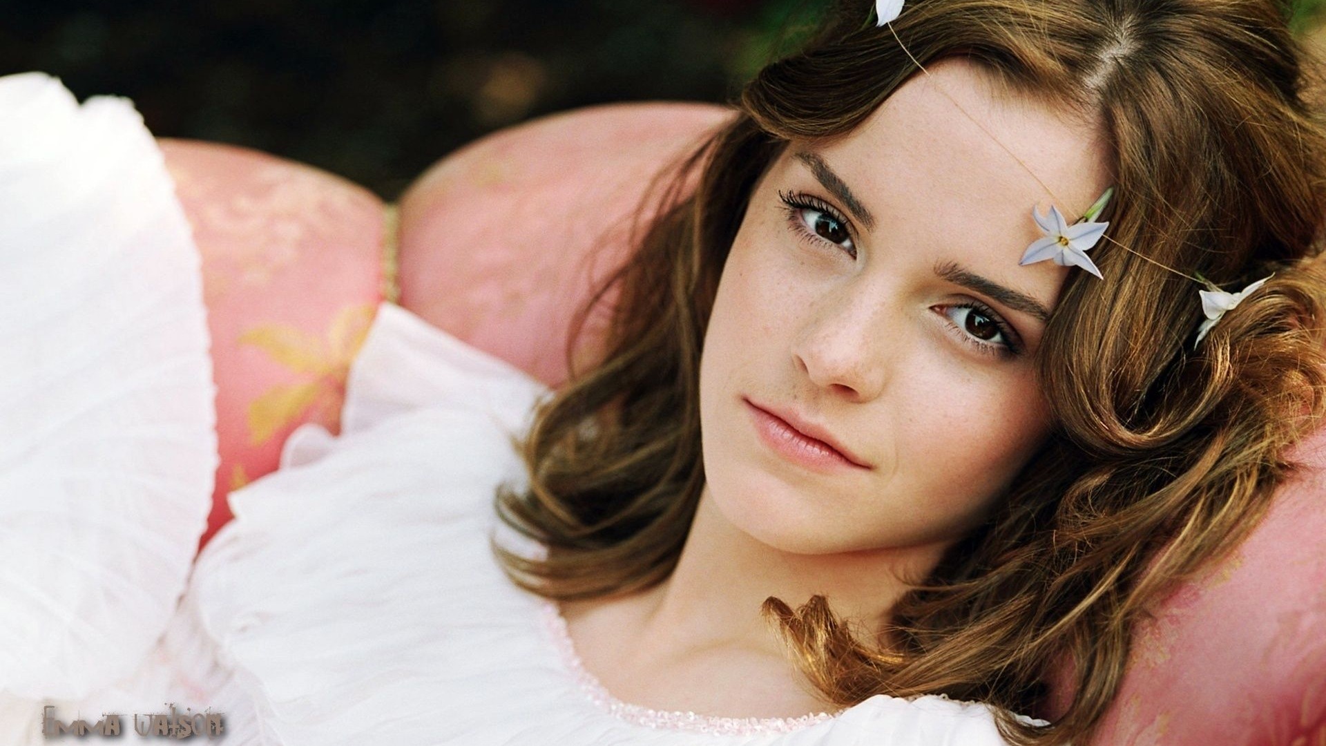 Emma Watson #028 - 1920x1080 Wallpapers Pictures Photos Images