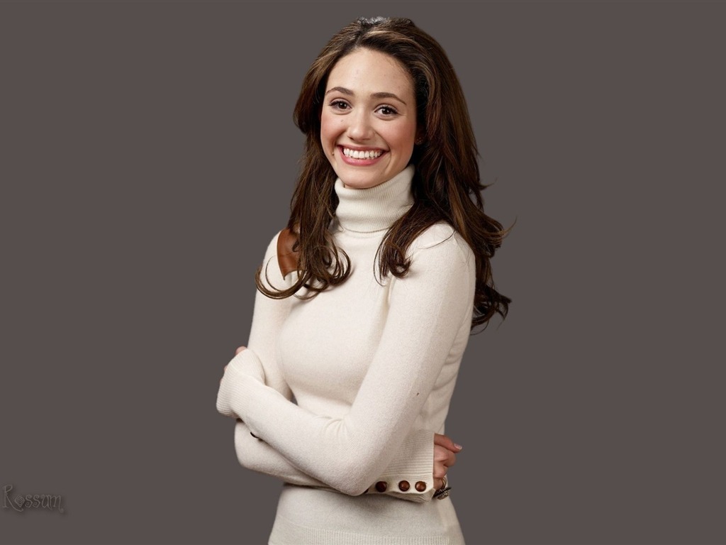 Emmy Rossum #001 - 1024x768 Wallpapers Pictures Photos Images