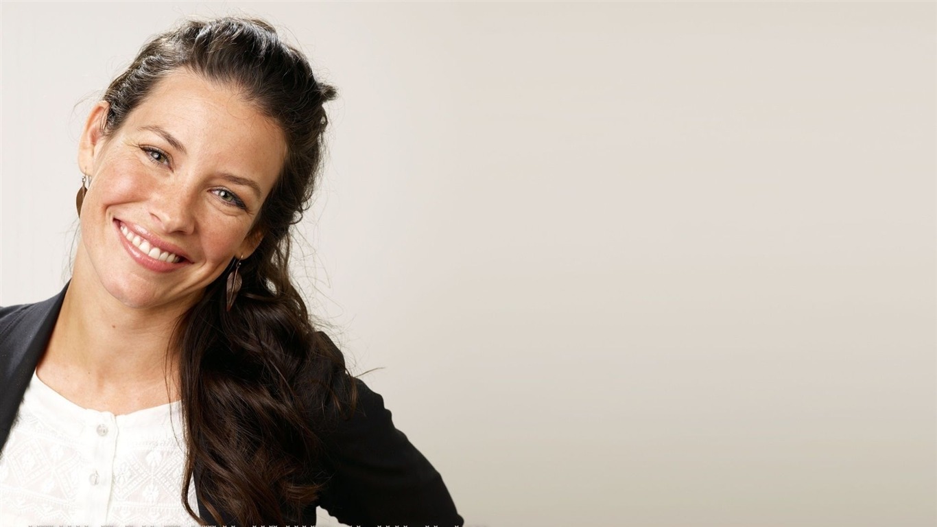 Evangeline Lilly #002 - 1366x768 Wallpapers Pictures Photos Images