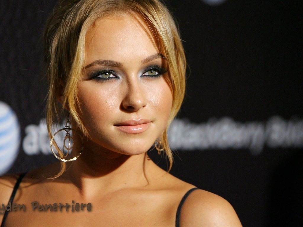 Hayden Panettiere #010 - 1024x768 Wallpapers Pictures Photos Images