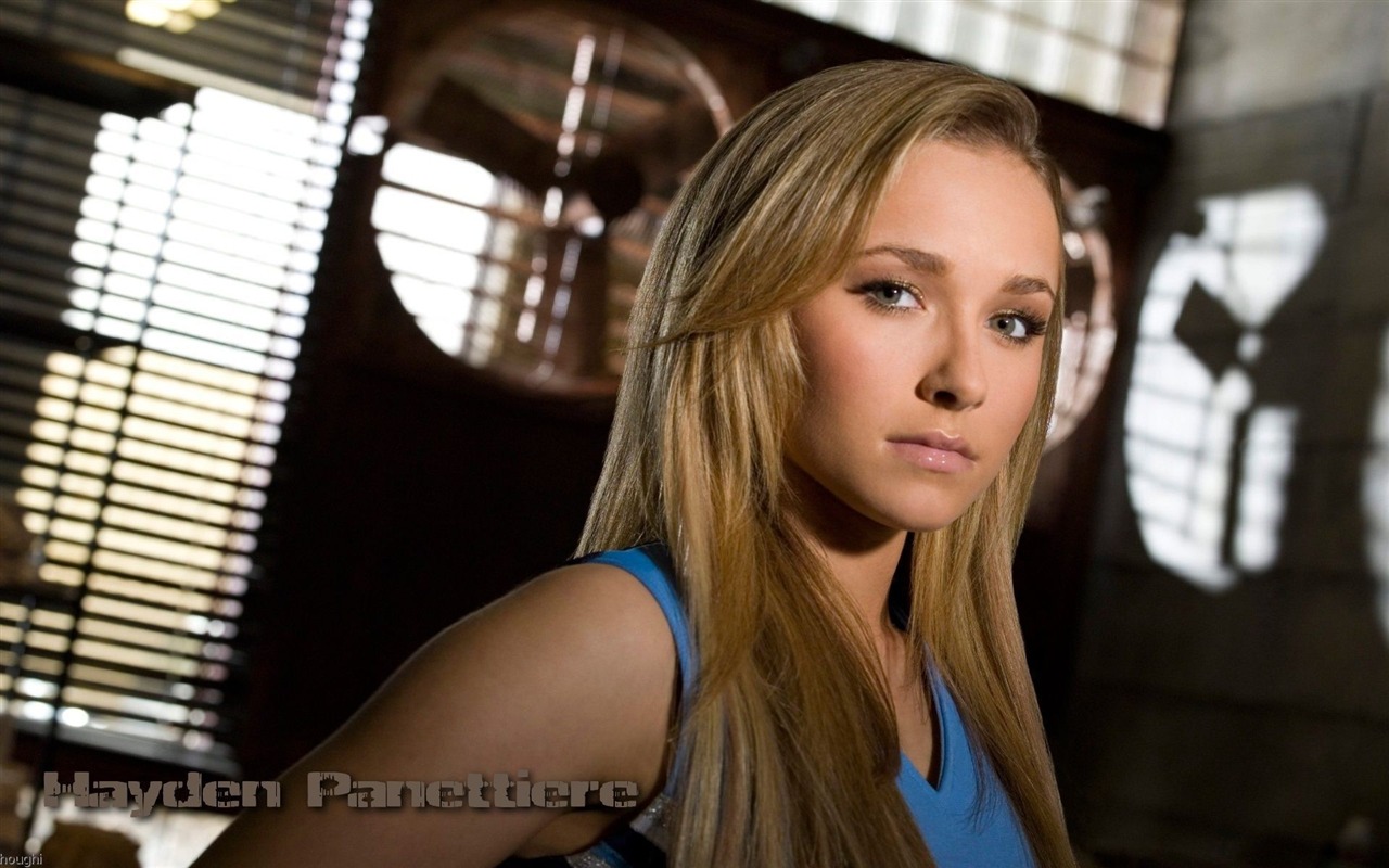 Hayden Panettiere #007 - 1280x800 Wallpapers Pictures Photos Images
