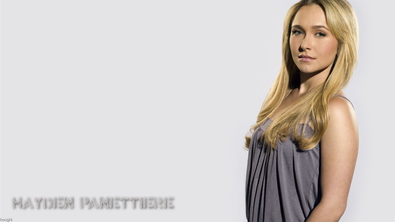 Hayden Panettiere #004 - 1366x768 Wallpapers Pictures Photos Images