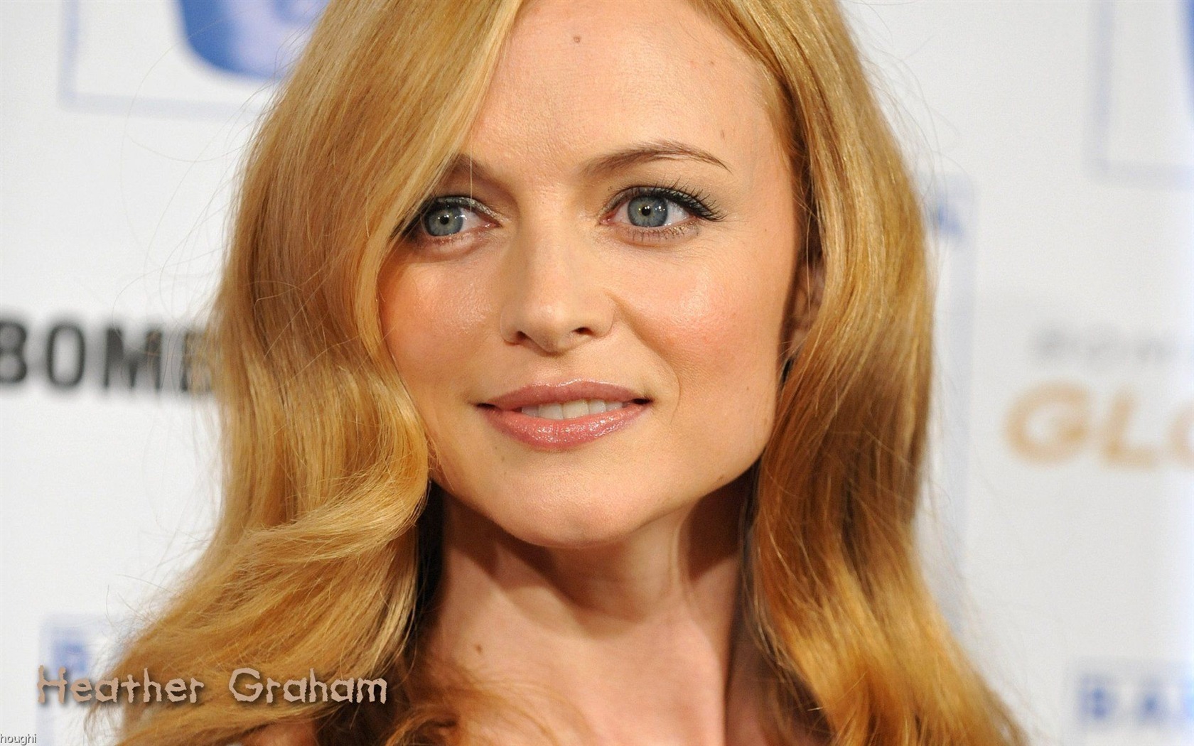 Heather Graham #003 - 1680x1050 Wallpapers Pictures Photos Images