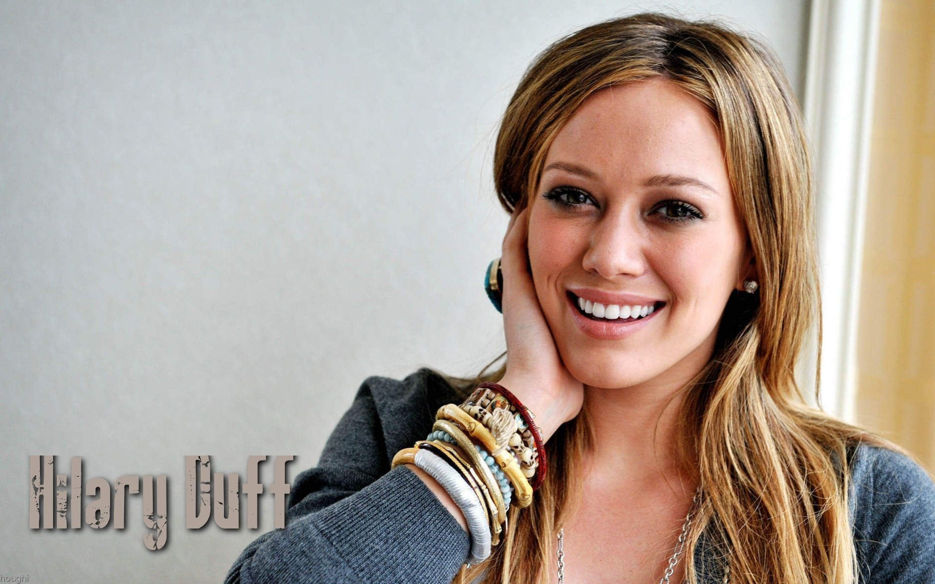 Hilary Duff #061 - 1920x1200 Wallpapers Pictures Photos Images