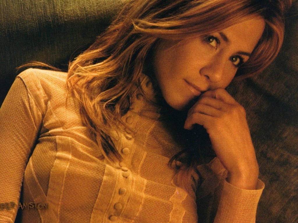 Jennifer Aniston #004 - 1024x768 Wallpapers Pictures Photos Images