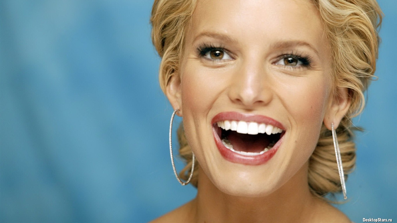 Jessica Simpson #013 - 1366x768 Wallpapers Pictures Photos Images