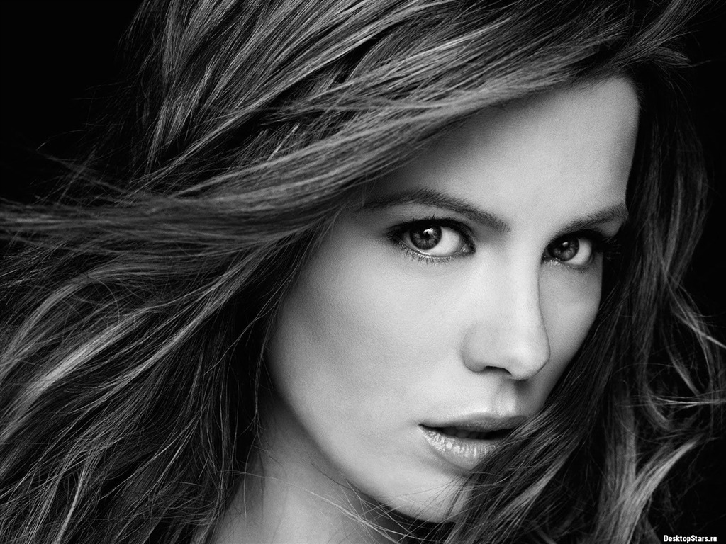 Kate Beckinsale #022 - 1024x768 Wallpapers Pictures Photos Images