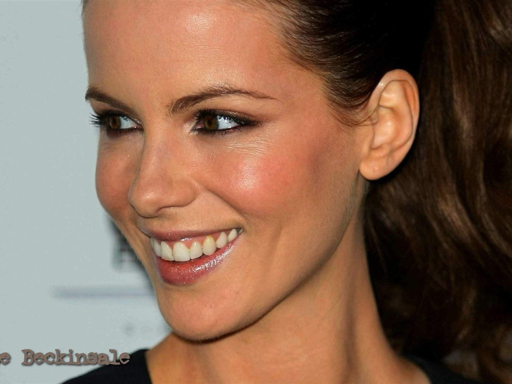 Kate Beckinsale #077 - 1024x768 Wallpapers Pictures Photos Images