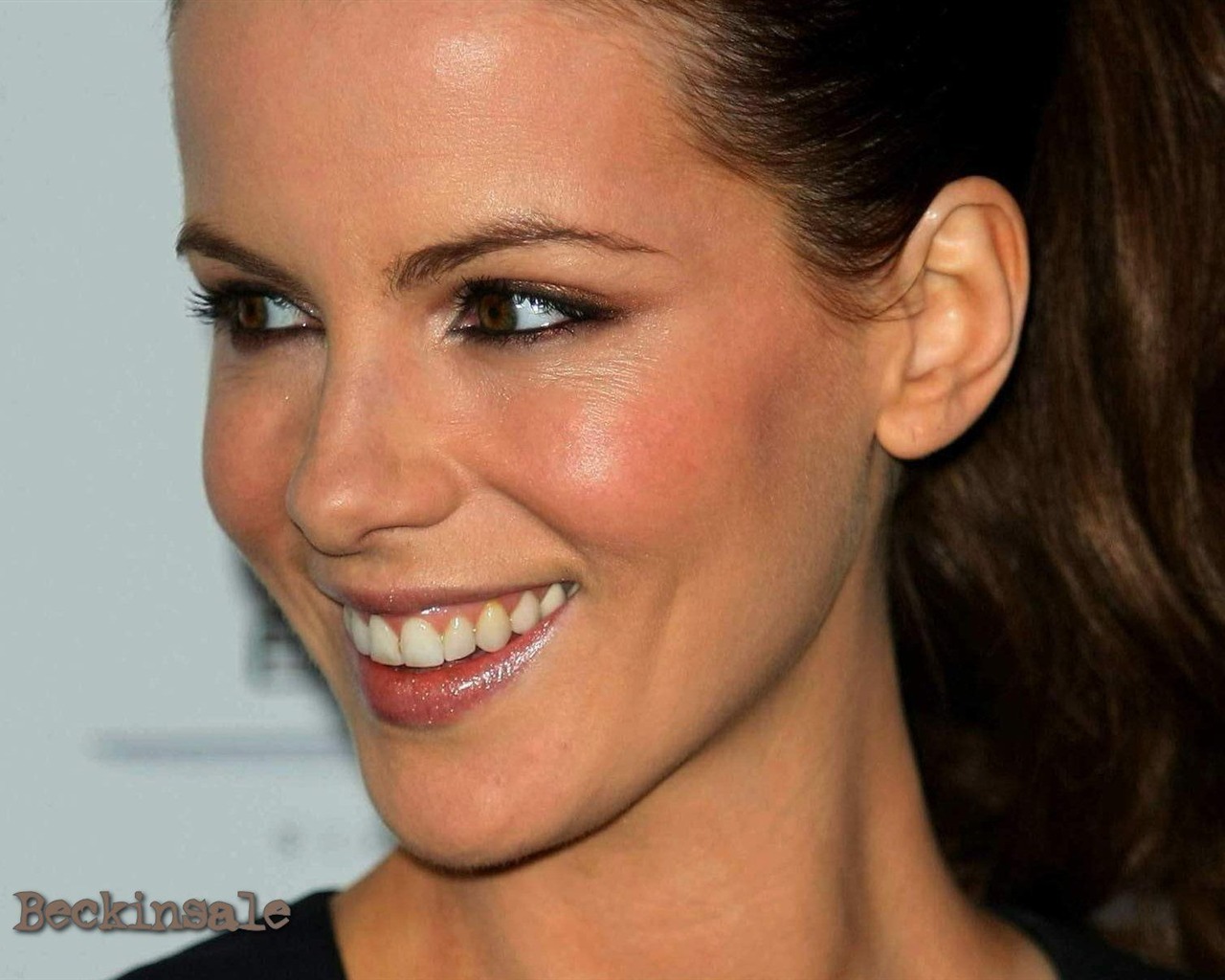 Kate Beckinsale #077 - 1280x1024 Wallpapers Pictures Photos Images