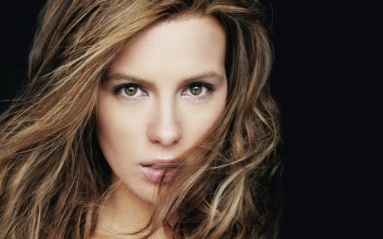 Kate Beckinsale #019 - 1280x800 Wallpapers Pictures Photos Images