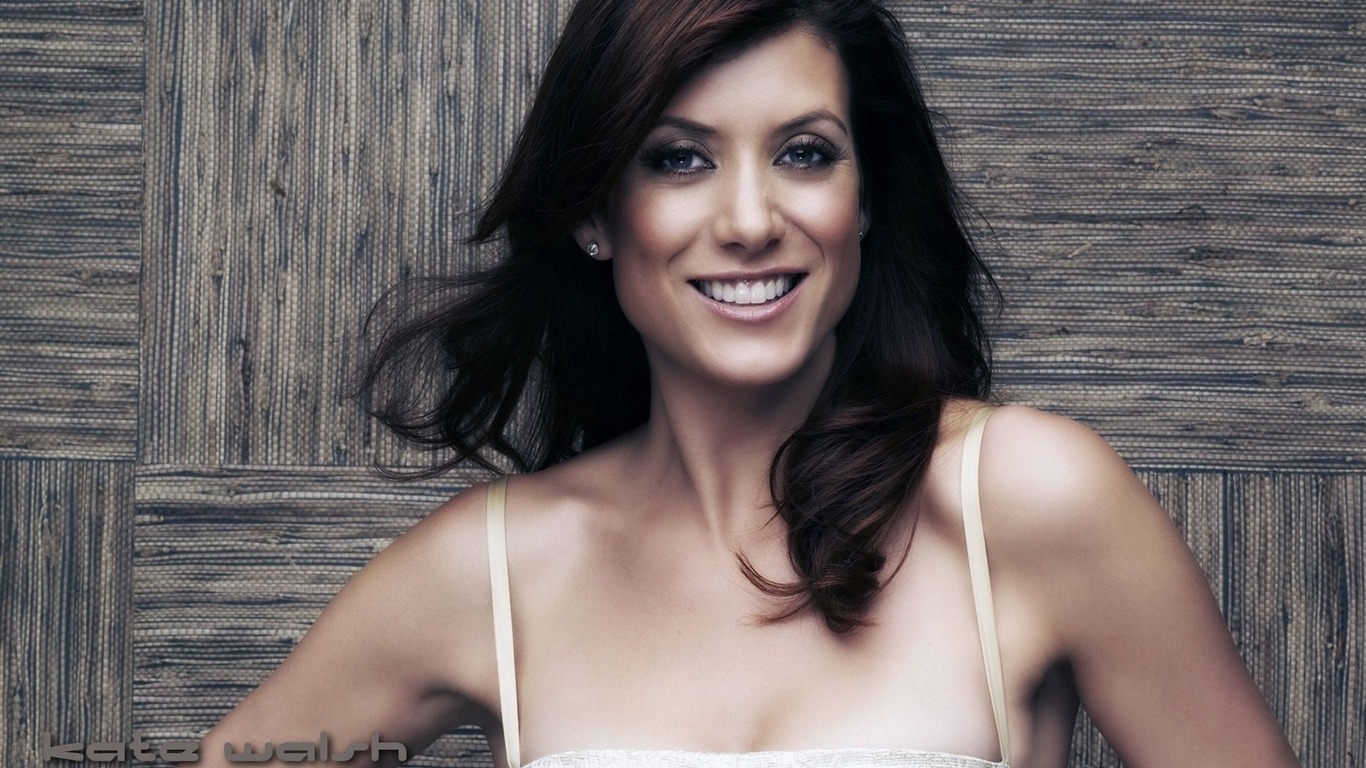 Kate Walsh #010 - 1366x768 Wallpapers Pictures Photos Images