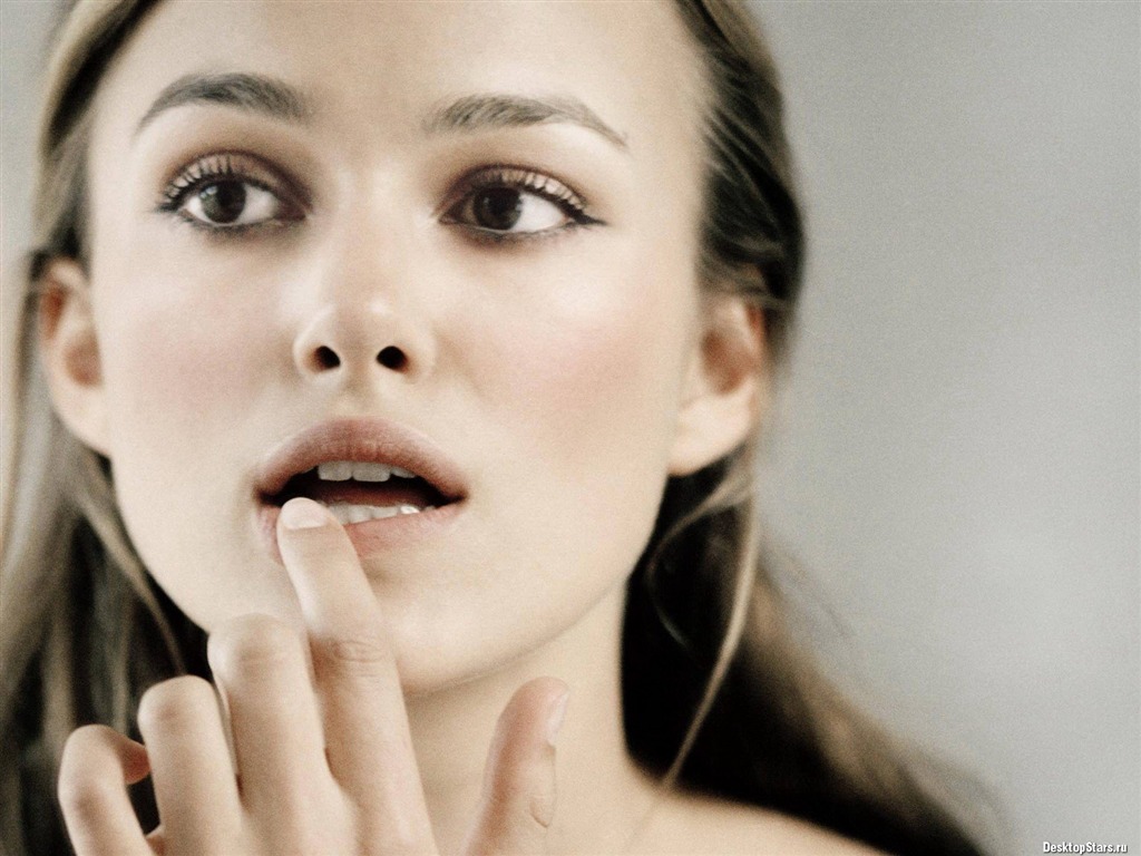 Keira Knightley #075 - 1024x768 Wallpapers Pictures Photos Images