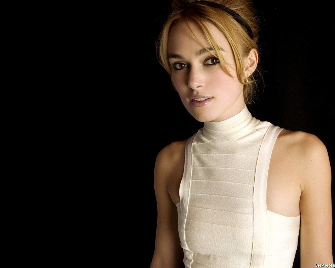 Keira Knightley #062 - 1280x1024 Wallpapers Pictures Photos Images