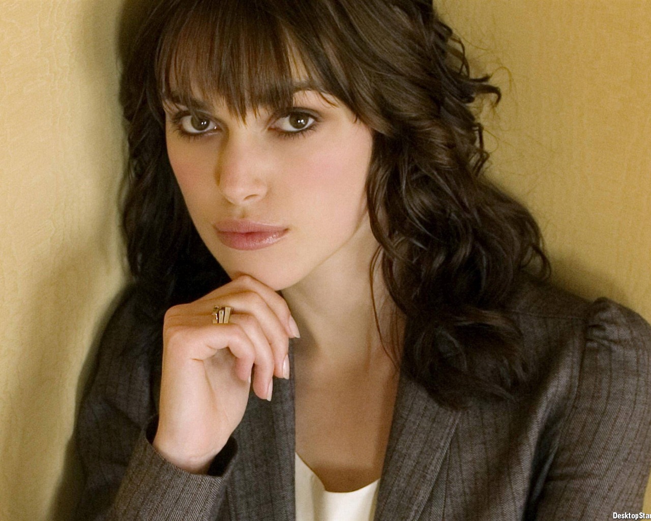 Keira Knightley #082 - 1280x1024 Wallpapers Pictures Photos Images