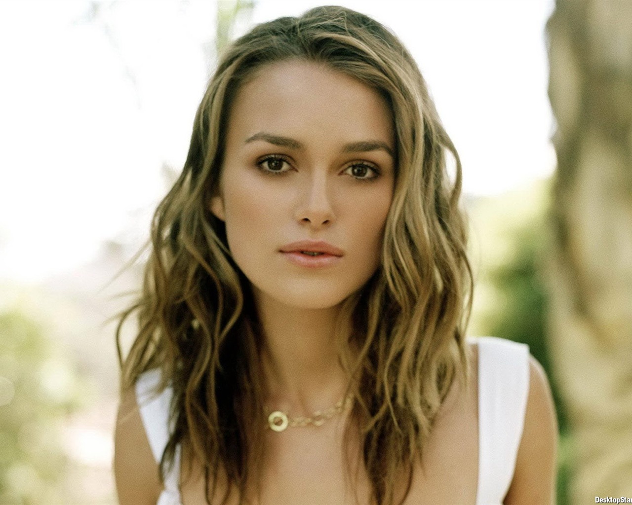 Keira Knightley #119 - 1280x1024 Wallpapers Pictures Photos Images
