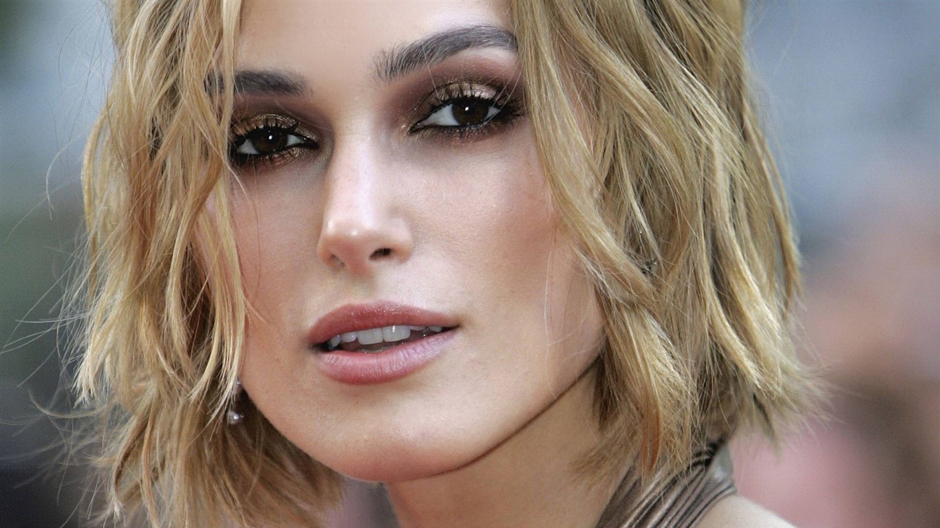 Keira Knightley #028 - 1366x768 Wallpapers Pictures Photos Images