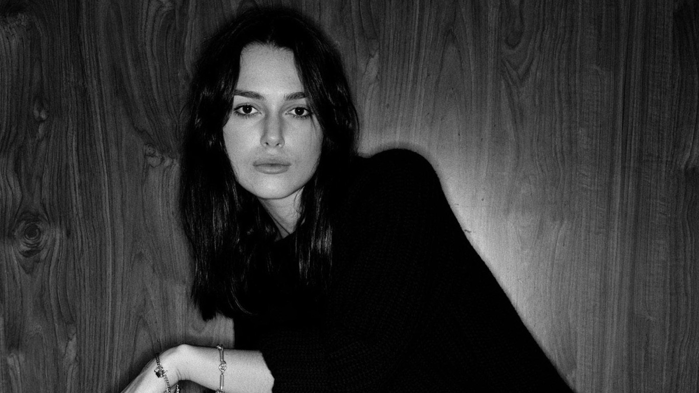 Keira Knightley #041 - 1366x768 Wallpapers Pictures Photos Images