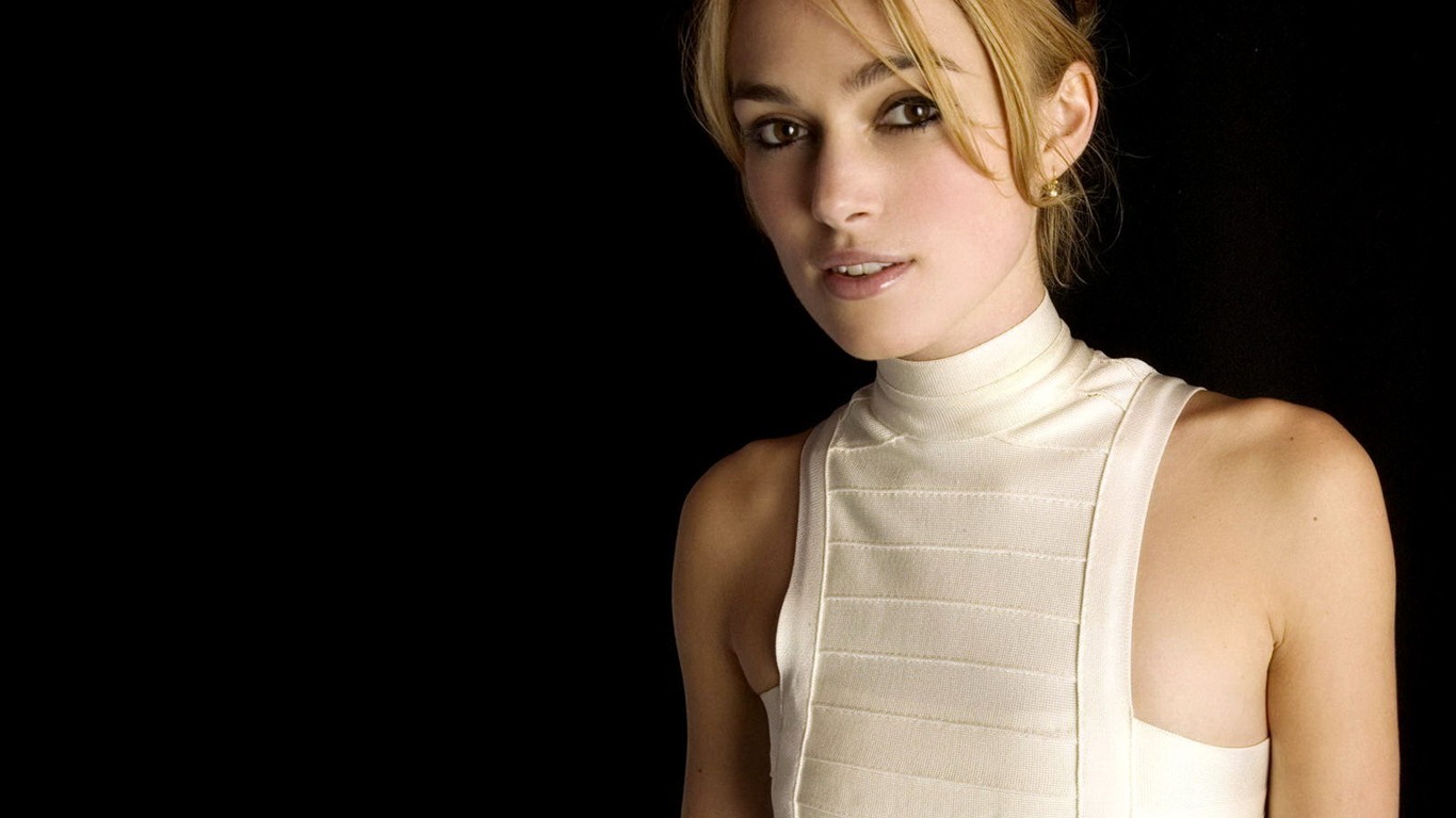 Keira Knightley #062 - 1366x768 Wallpapers Pictures Photos Images