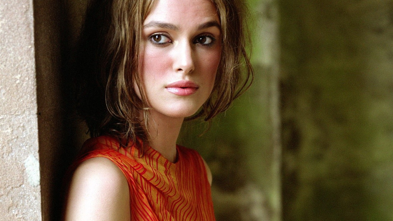Keira Knightley #109 - 1366x768 Wallpapers Pictures Photos Images
